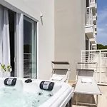 Hotel Life 4 Superior
