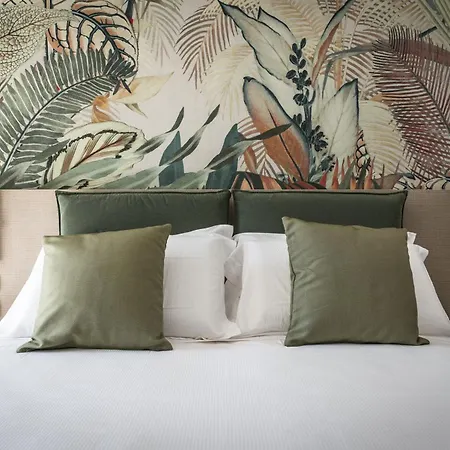 Life 4 Superior 호텔 4*