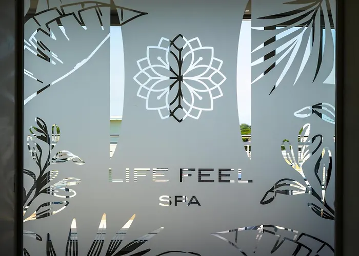 Отель Life 4 Superior 4*