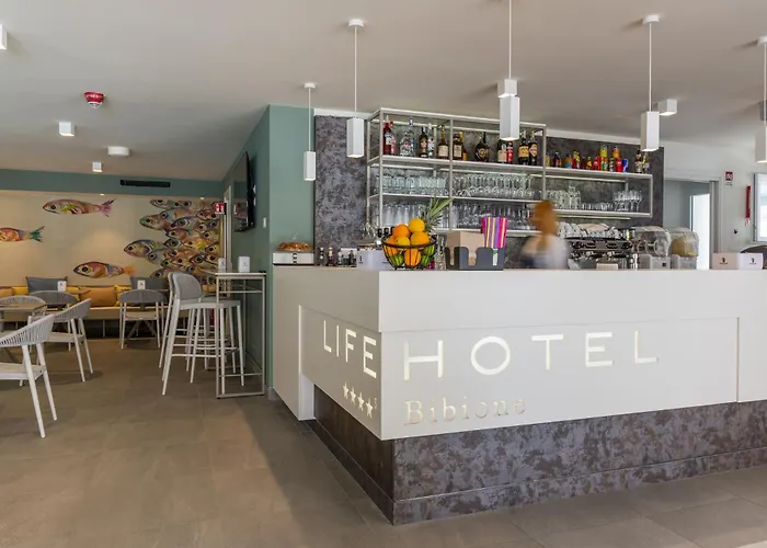 Life 4 Superior Отель