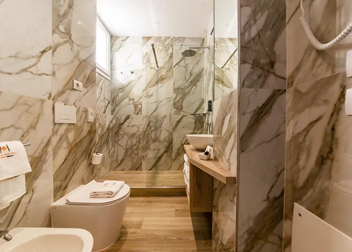 Life 4 Superior Отель 4*